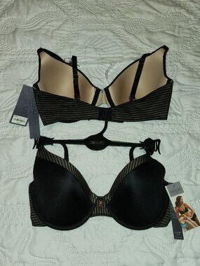 Jennifer Lopez Bra